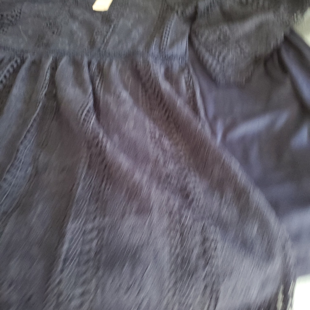 Dress - Picture 5 of 8